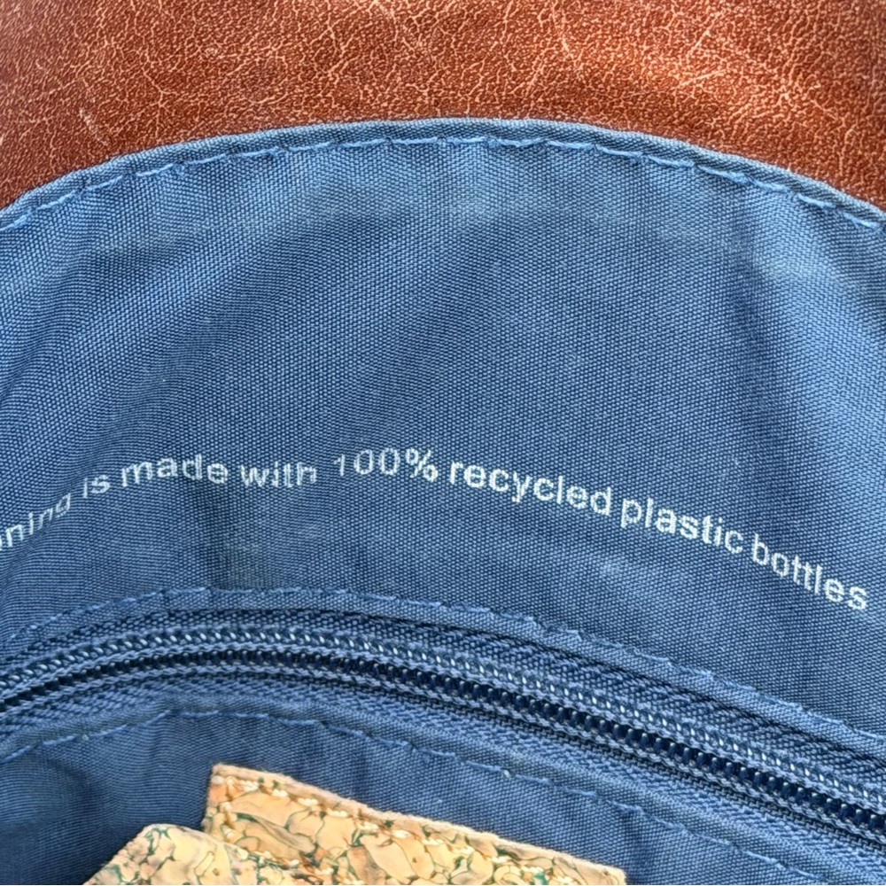 Matt & Nat Vegan Leather Handbag Large in Cruelty Free Leather - Picture 9 of 16